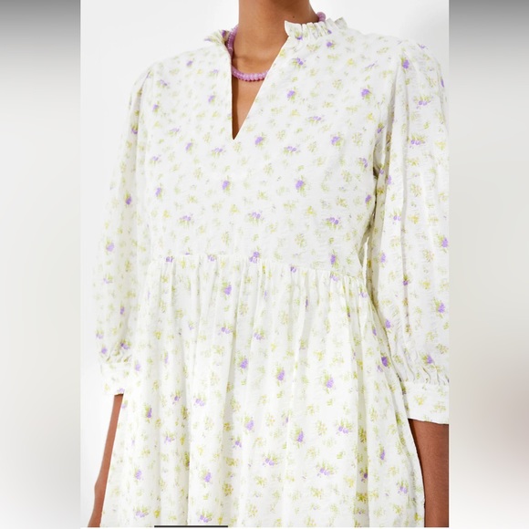 HYACINTH HOUSE

Sweet Floral Amelia Mini Dress - Picture 2 of 10